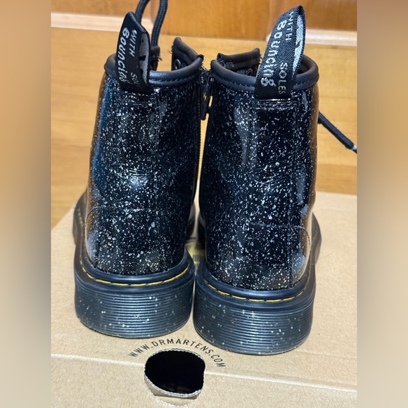 DR. MARTENS Girls 1460 Glitter Star Lace Up Boots Fashion (Little Big Kid) 13 - Picture 5 of 13
